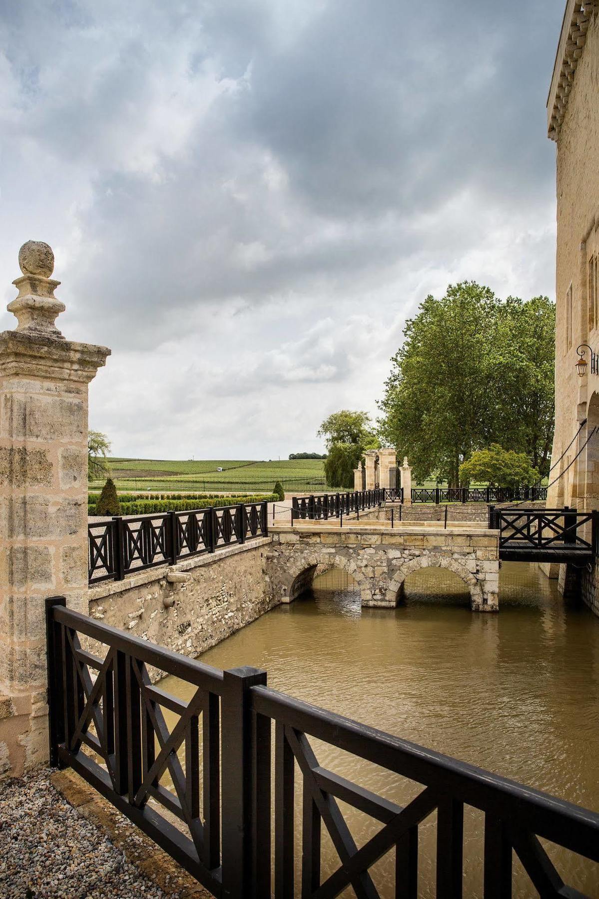 Chateau La Tour Carnet Bed and Breakfast Saint-Laurent-de-Medoc Esterno foto